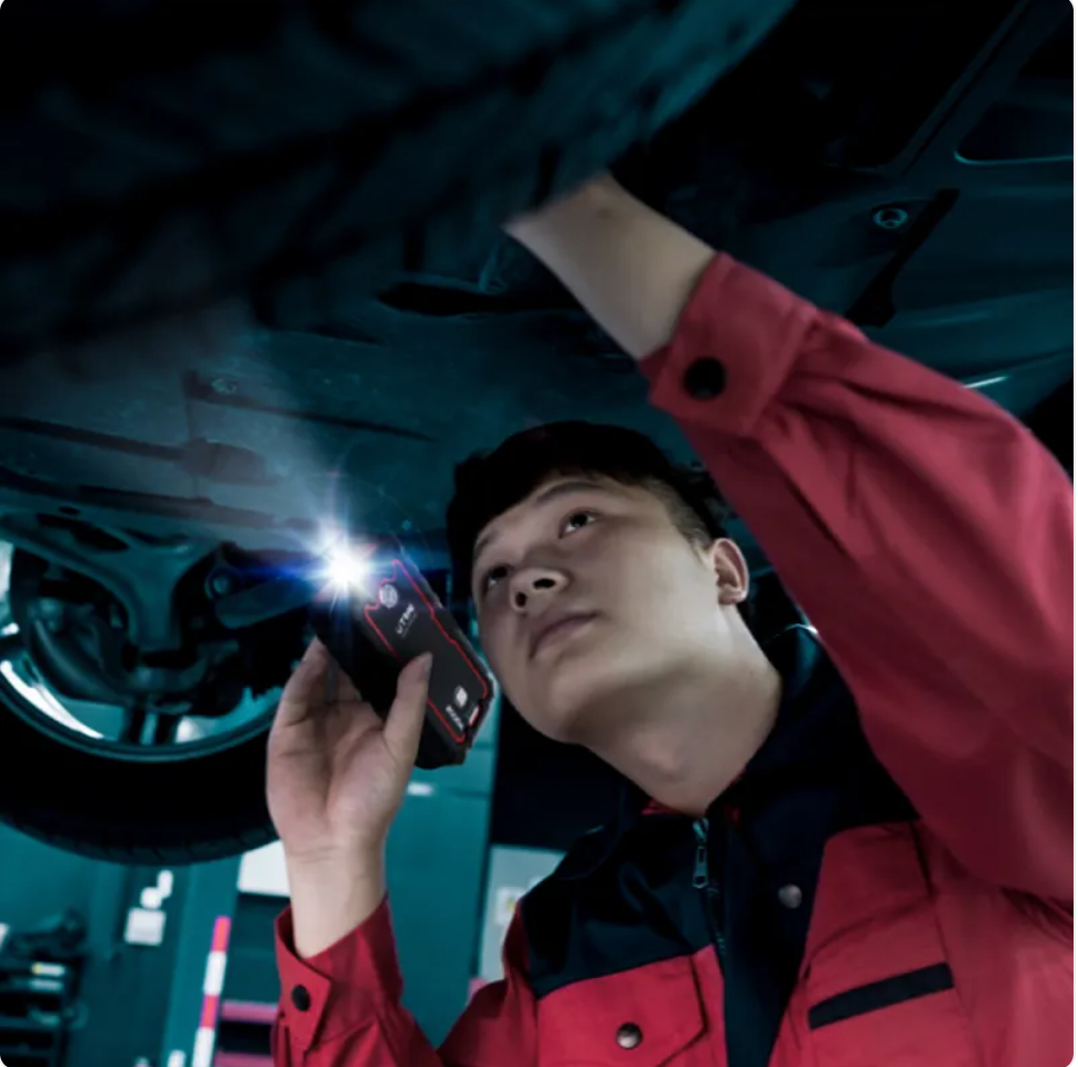 12V High-Capacity Car Jump Starter & Power Bank